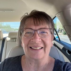 Meet your Posher, Helene